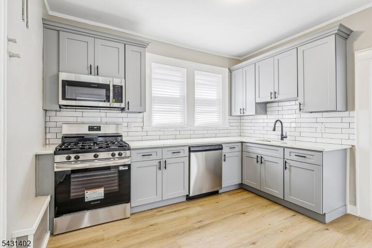 Property listing MLS 4028069 photo 1