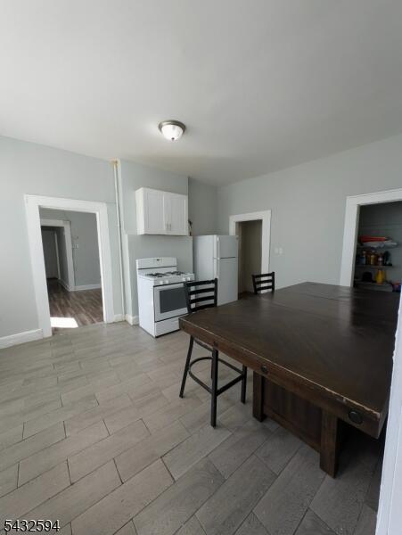 Property listing MLS 4028189 photo 5