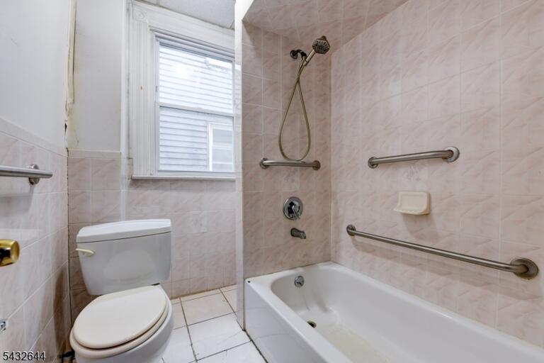 Property listing MLS 4028232 photo 25