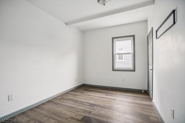 Property listing MLS 4028345 photo 11