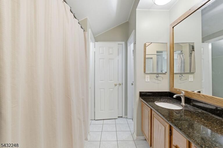 Property listing MLS 4028621 photo 13