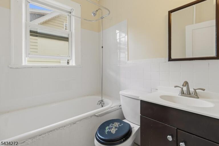 Property listing MLS 4029603 photo 17