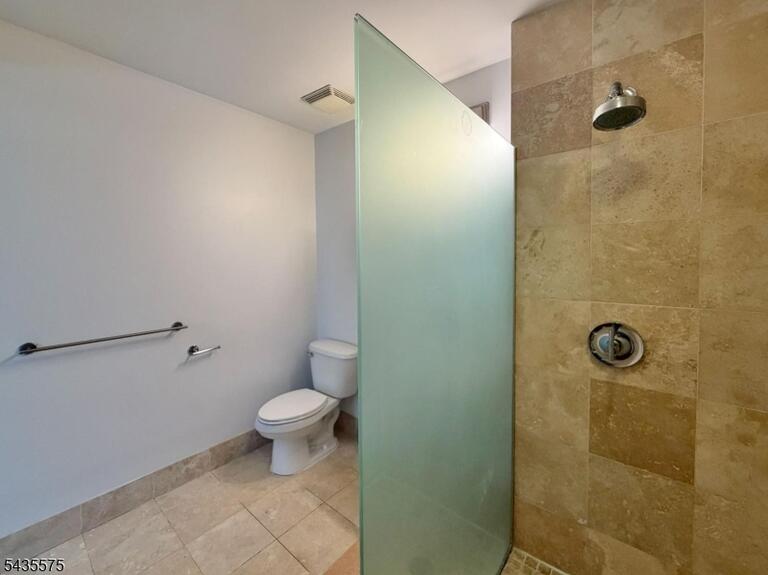 Property listing MLS 4030755 photo 26