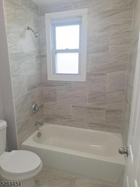 Property listing MLS 4030857 photo 6