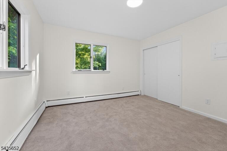 Property listing MLS 4030870 photo 25