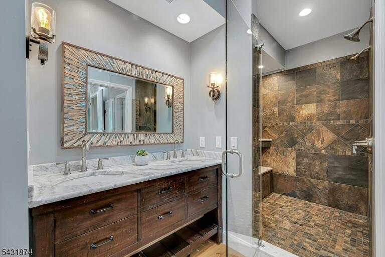 Property listing MLS 4031064 photo 29