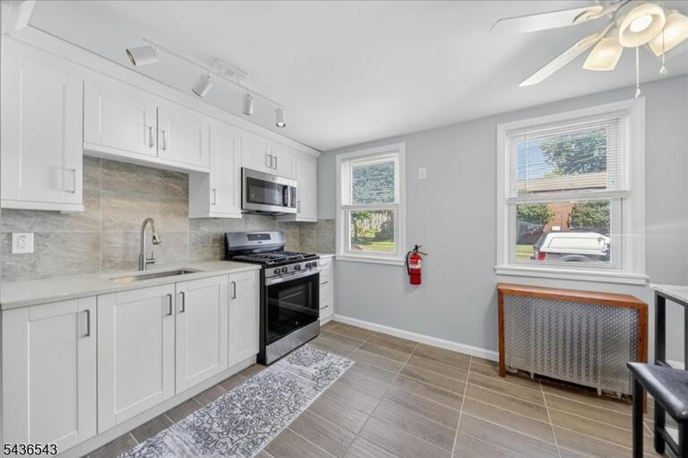 Property listing MLS 4031772 photo 1