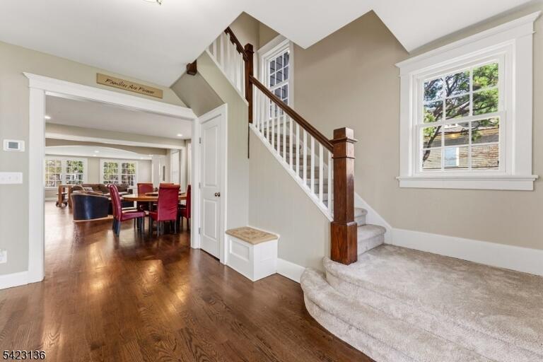 Property listing MLS 4031828 photo 5