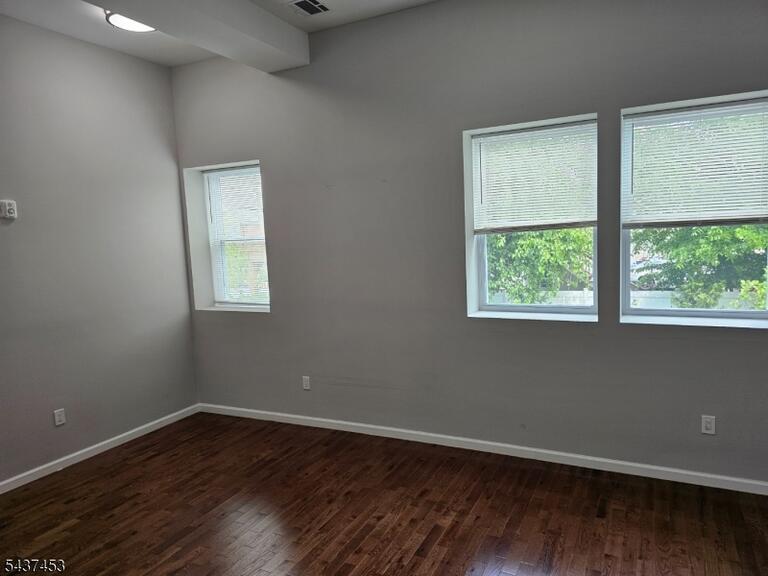 Property listing MLS 4032413 photo 3
