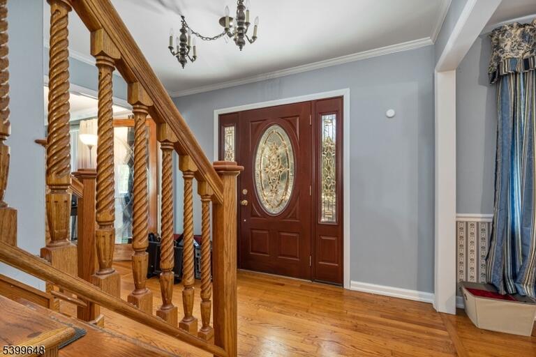 Property listing MLS 4032532 photo 3