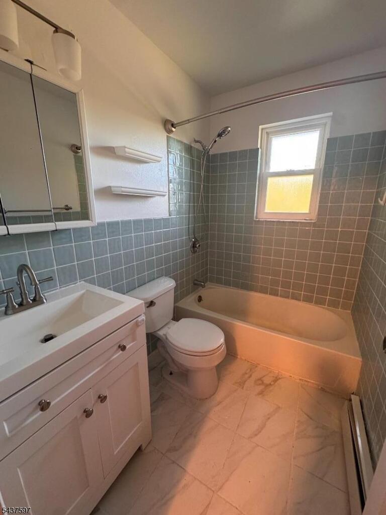 Property listing MLS 4032572 photo 8
