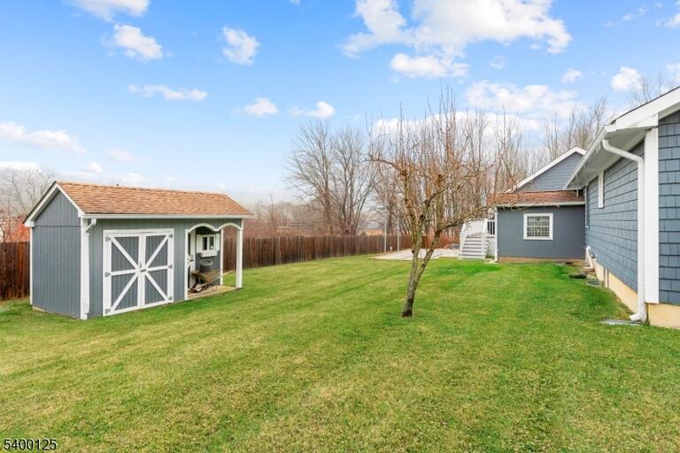 Property listing MLS 4033405 photo 39