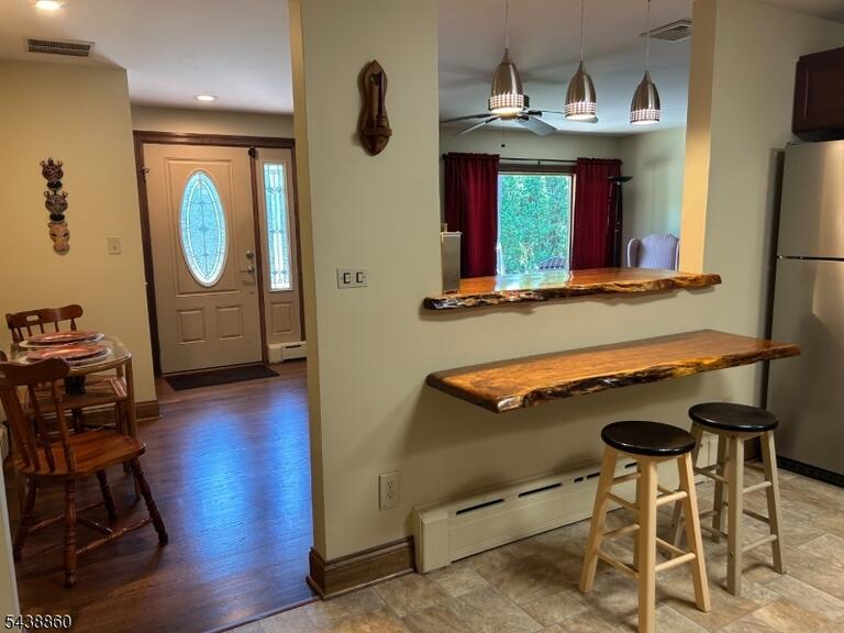 Property listing MLS 4033645 photo 4