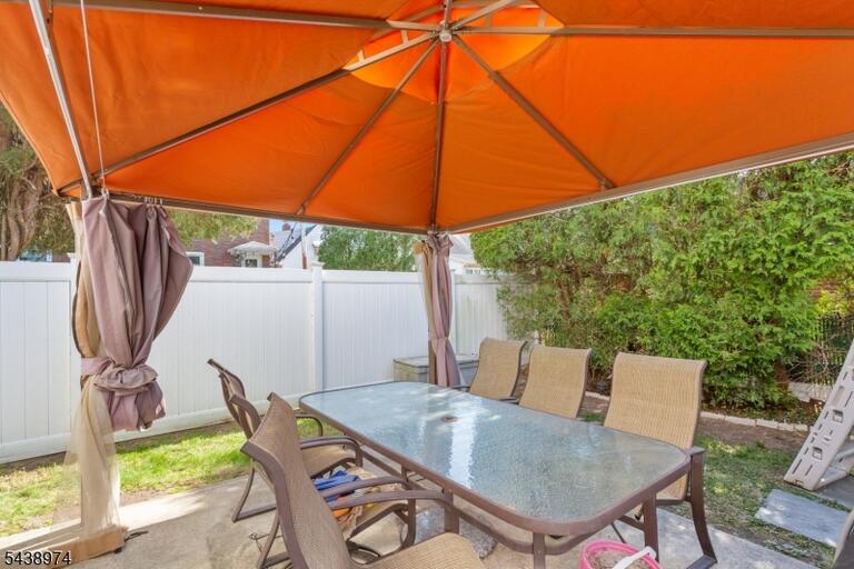 Property listing MLS 4033743 photo 37