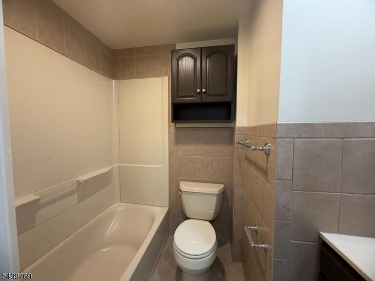Property listing MLS 4034450 photo 12