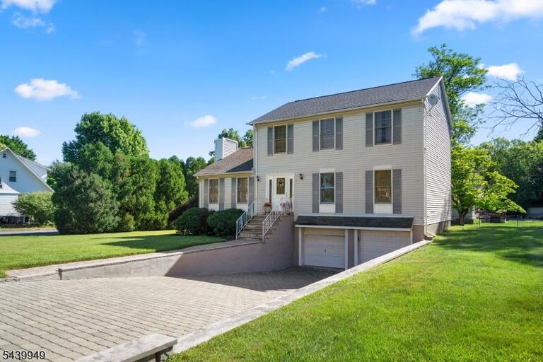 Property listing MLS 4034700 photo 2