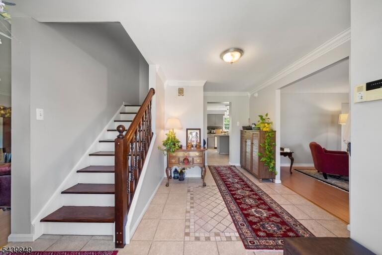 Property listing MLS 4034700 photo 4