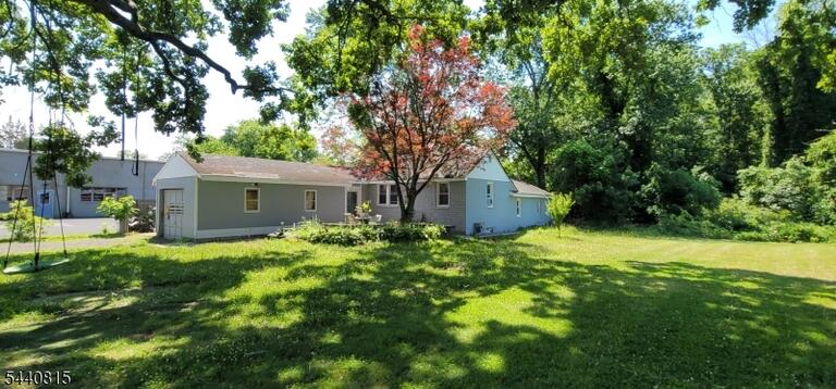 Property listing MLS 4035383 photo 1