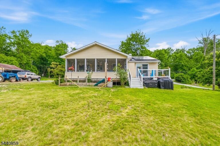 Property listing MLS 4035601 photo 22