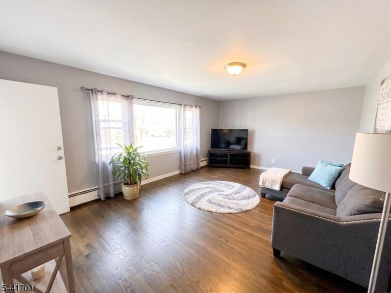 Property listing MLS 4036260 photo 2