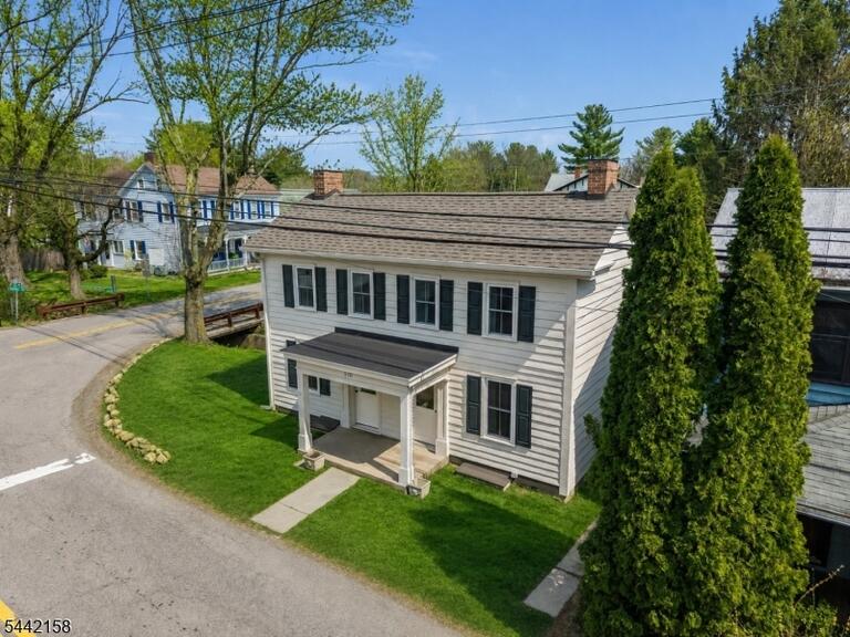 Property listing MLS 4036584 photo 1