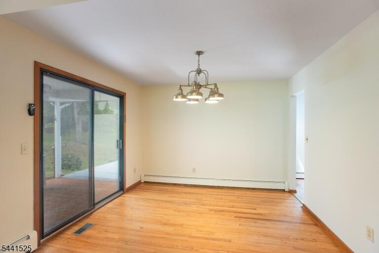Property listing MLS 4036608 photo 8