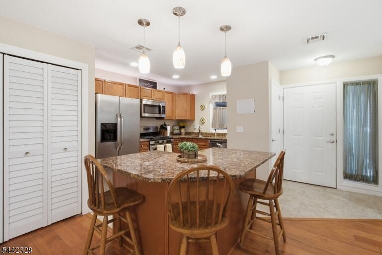 Property listing MLS 4036903 photo 13