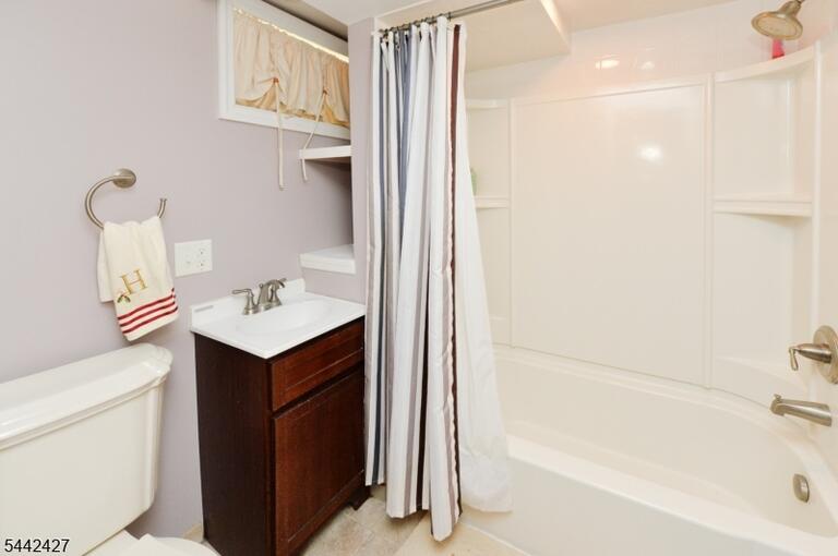 Property listing MLS 4036989 photo 14