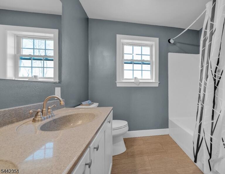 Property listing MLS 4037173 photo 32