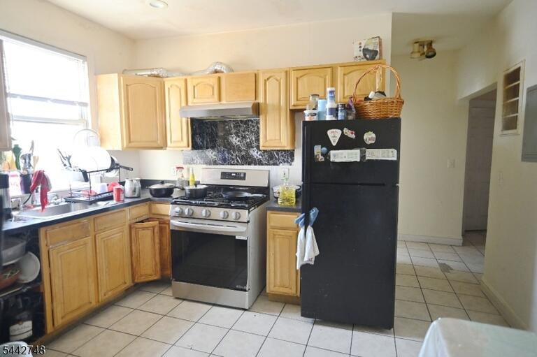 Property listing MLS 4037531 photo 16