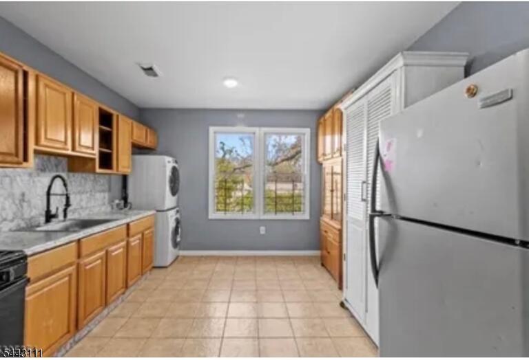 Property listing MLS 4037544 photo 2