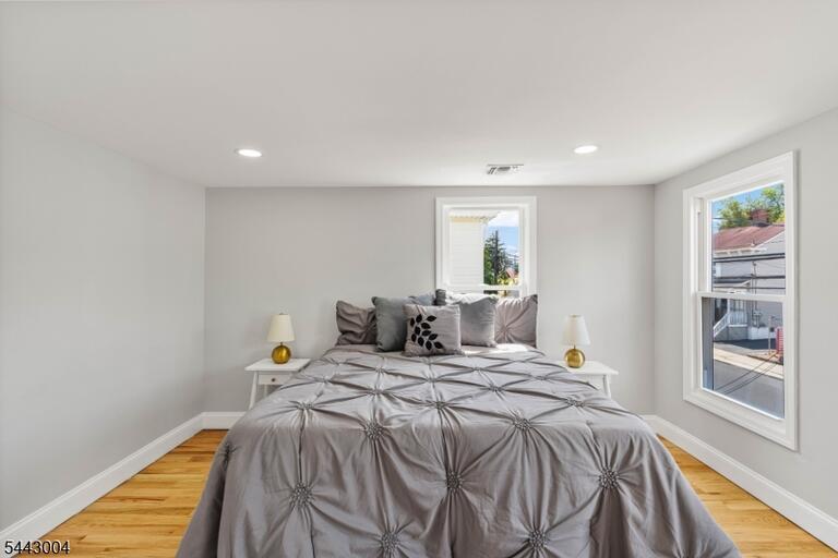 Property listing MLS 4037590 photo 11