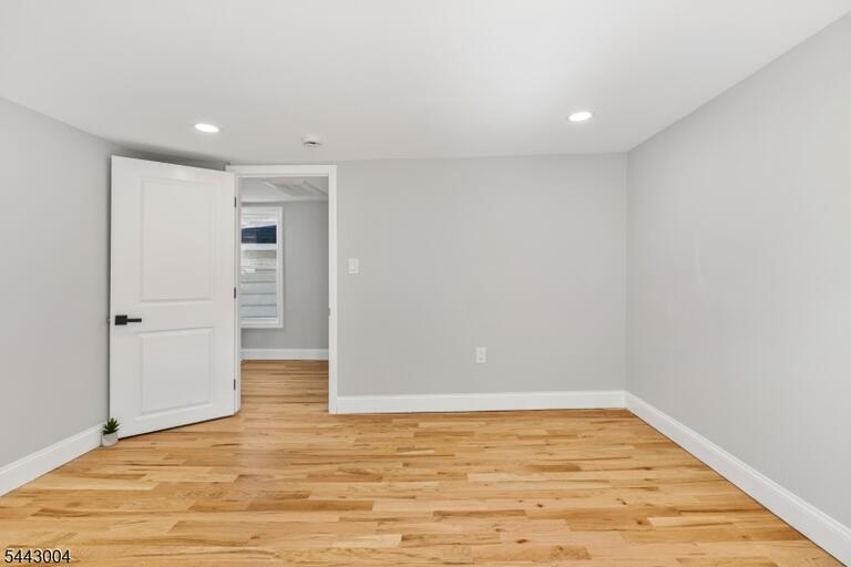 Property listing MLS 4037590 photo 15