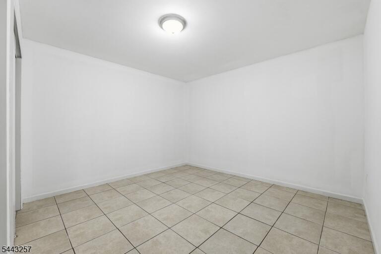 Property listing MLS 4037616 photo 12