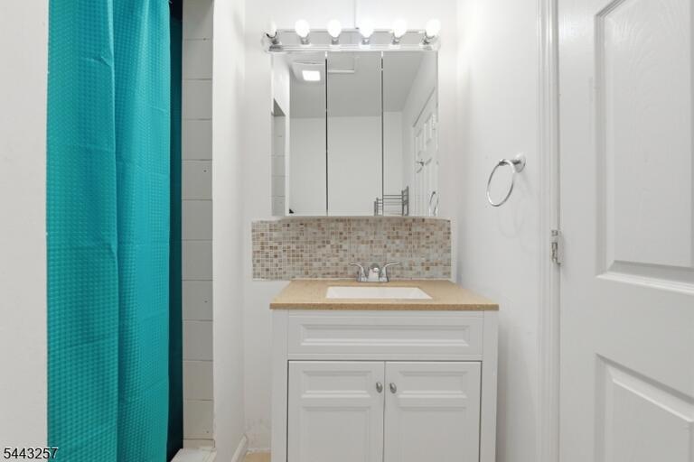 Property listing MLS 4037616 photo 15