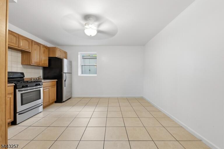 Property listing MLS 4037616 photo 5