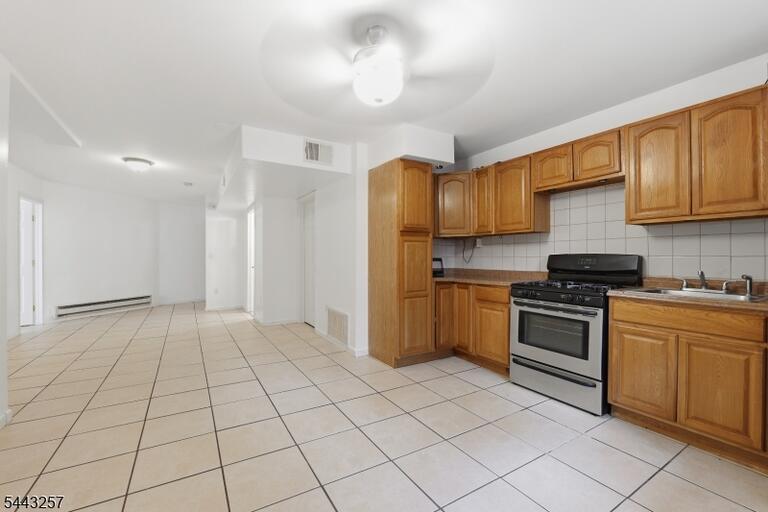 Property listing MLS 4037616 photo 8