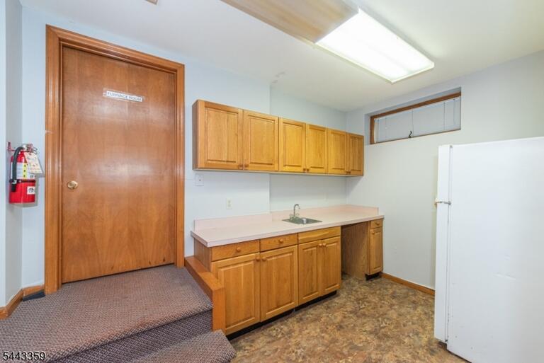 Property listing MLS 4037703 photo 13