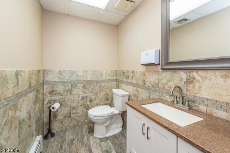 Property listing MLS 4037703 photo 6