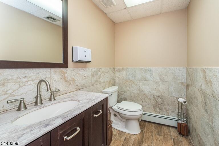 Property listing MLS 4037703 photo 7