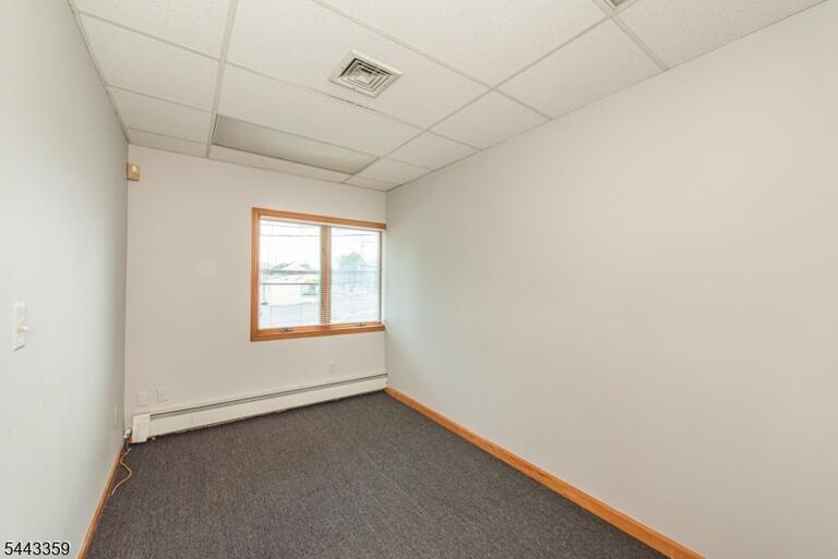 Property listing MLS 4037703 photo 8