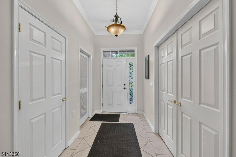 Property listing MLS 4037705 photo 7