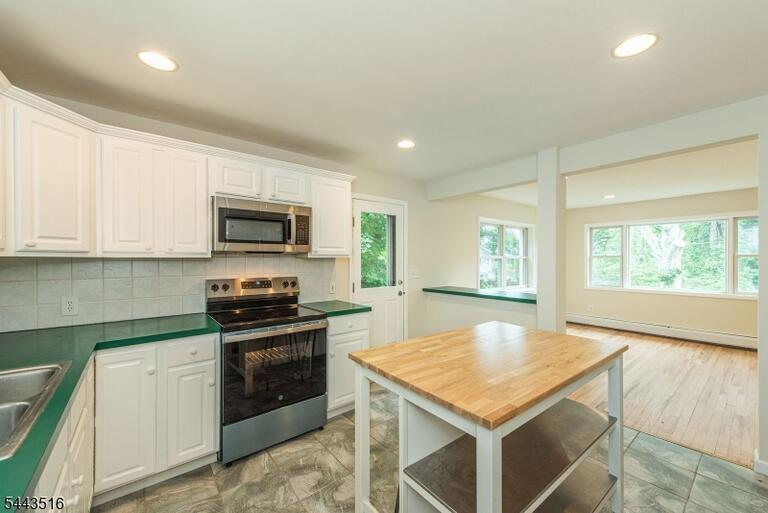 Property listing MLS 4037856 photo 7