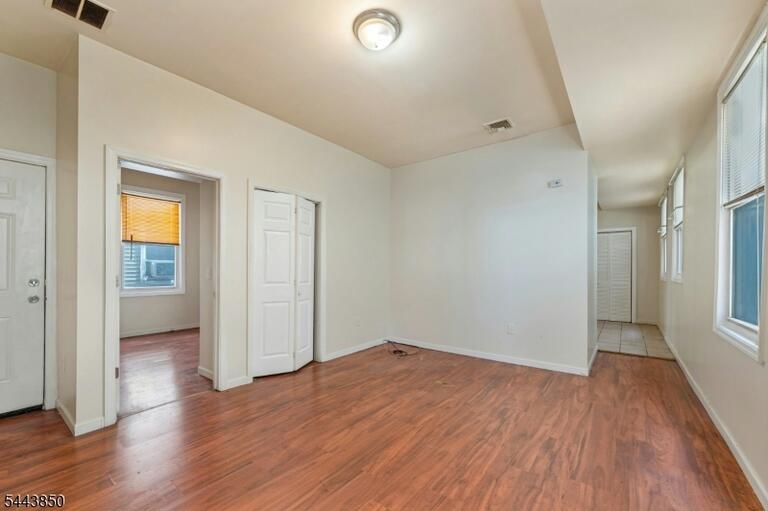 Property listing MLS 4038096 photo 18