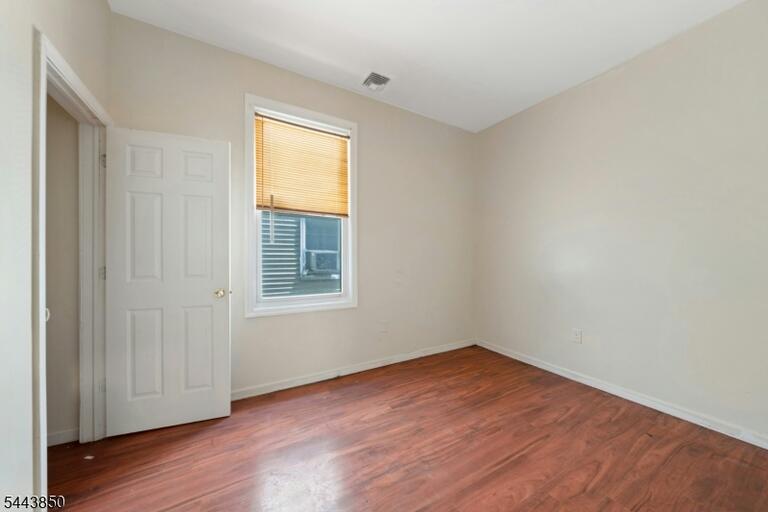 Property listing MLS 4038096 photo 20