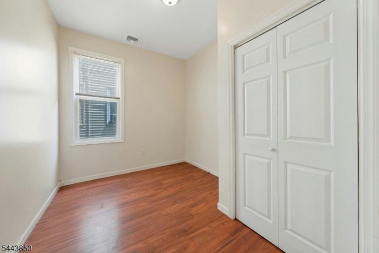 Property listing MLS 4038096 photo 24