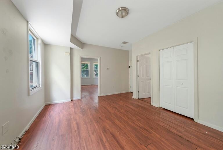 Property listing MLS 4038096 photo 29
