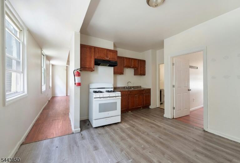 Property listing MLS 4038096 photo 30