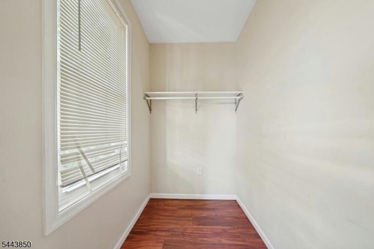 Property listing MLS 4038096 photo 6