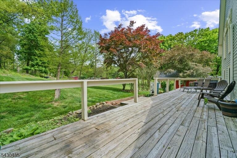 Property listing MLS 4038903 photo 33